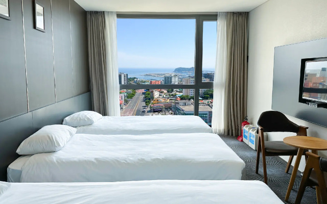 Hotel Golden Daisy Seogwipo Ocean
