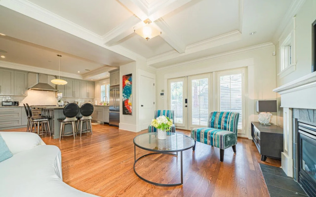 Timeless Retreat Near Central Vancouver