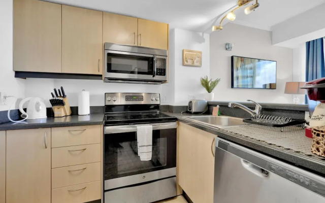 Ocean View 2 Bedroom in Coconut Grove