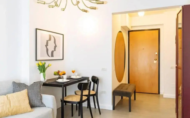 Pop Art Flat - Bright 2BR near the Old Town