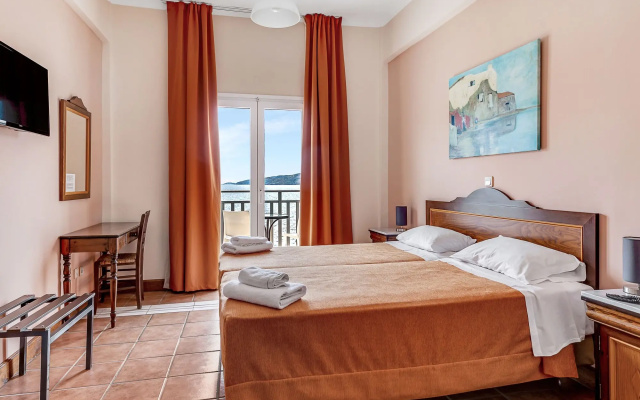 Golden View Beach Hotel