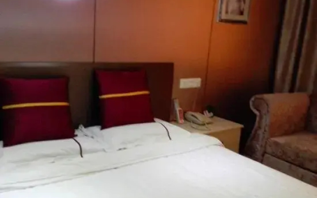 Yuyang Julong Hotel