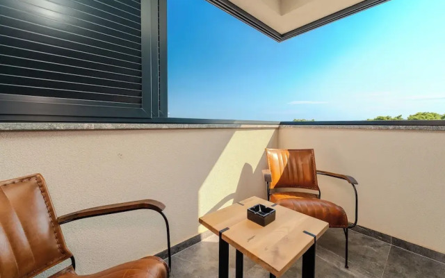 Penthouse Adela