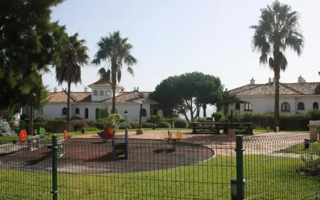 Duquesa Suites Golf y Garden