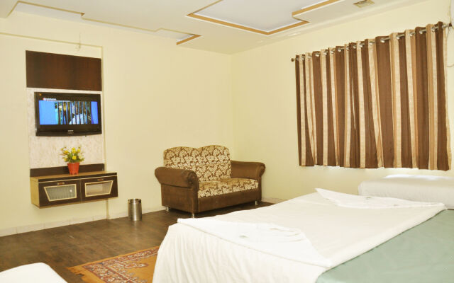 Hotel Sai Suraj Palace