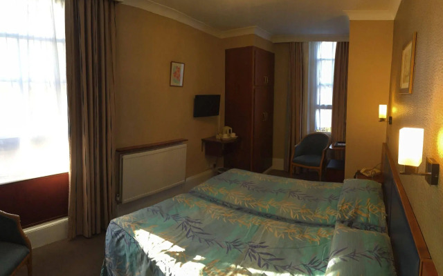 Mitre House Hotel
