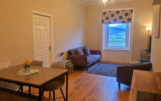 15 Kilmun Court