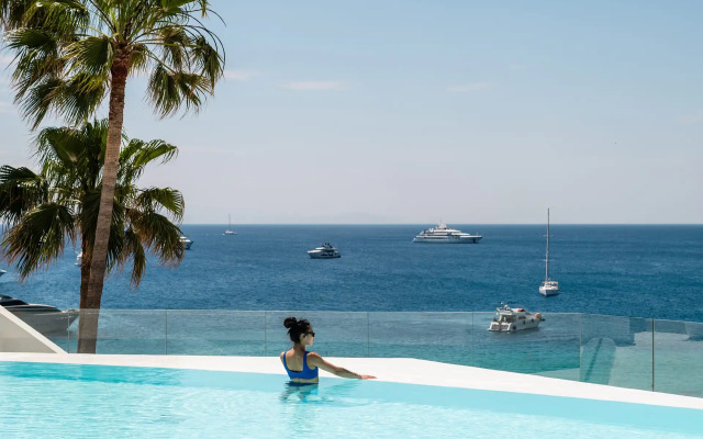 Mykonos Blu, A Grecotel Resort to Live