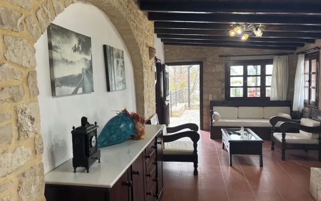 Melina Stone Villa