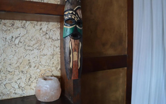 Atelier 9 - Art Mansard Studio