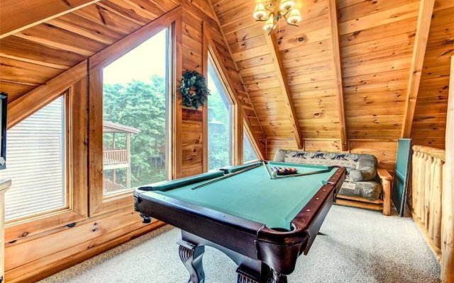UnFirgettable 2 Bedroom Home with Hot Tub