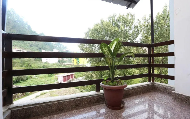 Oyo 19001 Home Elegant 1bhk Bhowali