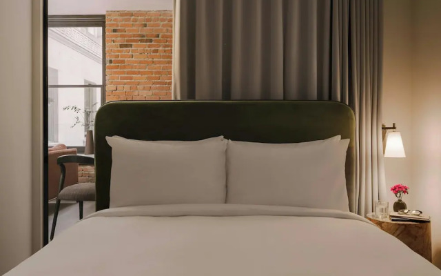 Sonder by Marriott Bonvoy Apollon Apartments Old Montreal