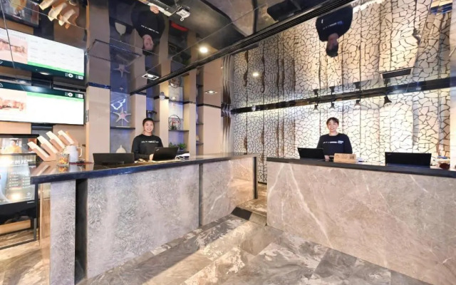 Sanjiang Business Hotel