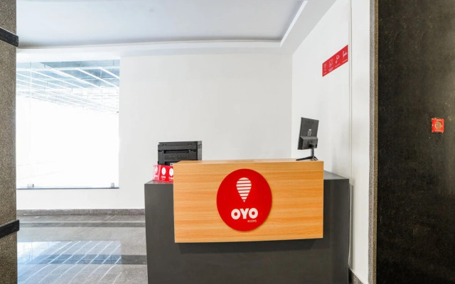 OYO 18833 SilverKey Babylon Whitefields