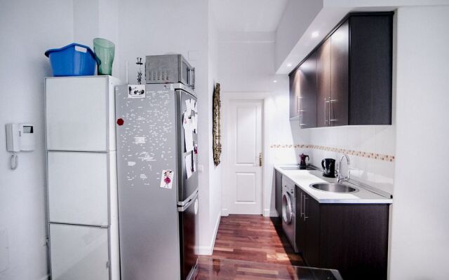 Cozy and Quiet Apartment in Town Centre