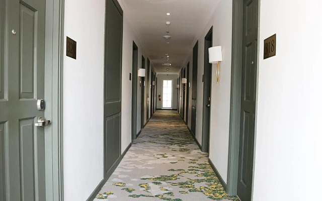 Hotel Shalva Jakarta