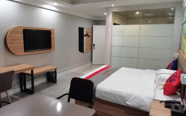 Jun Hotel Jiangxi Jiujiang Pengze County Longcheng Avenue
