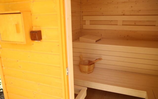 Hunyadi Panzió- Apartmanház