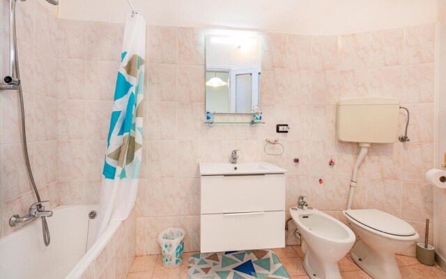 Stunning Apartment in Camporosso With 2 Bedrooms and Wifi