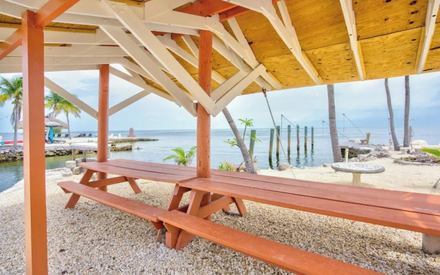 Aqua Lodges at 47th Street Gulfside