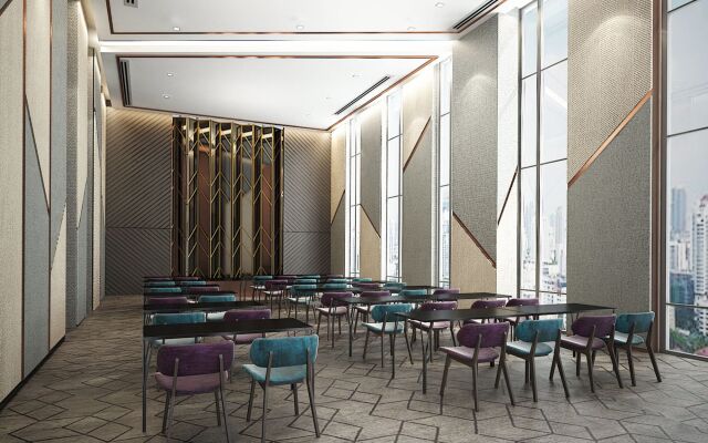 The Quarter Ari by UHG Hotel