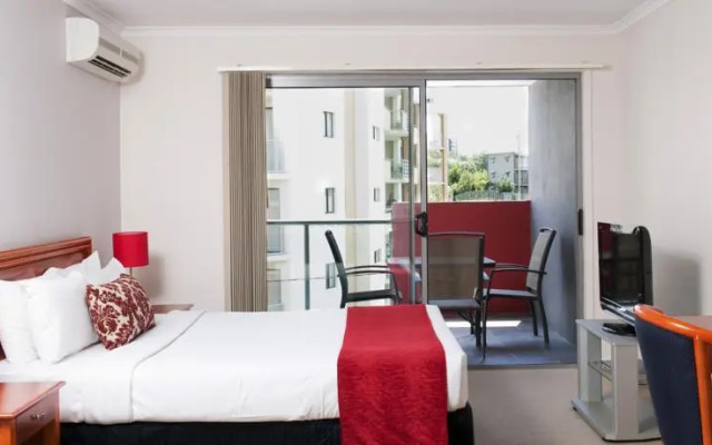 Skyline Court Apartments