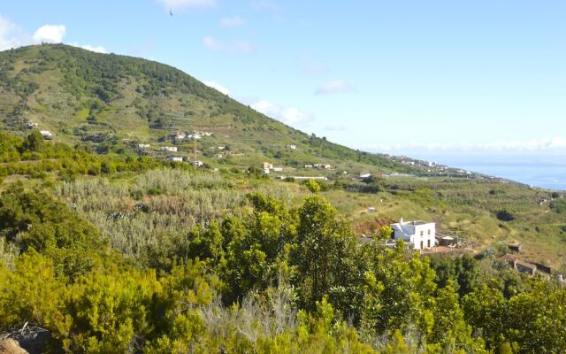 Casa Rural Neolida by Isla Bonita