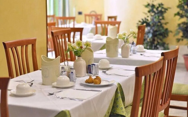 Point Hotel Conselve