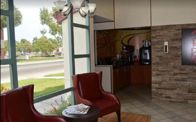 California Inn & Suites Rancho Cordova - Sacramento