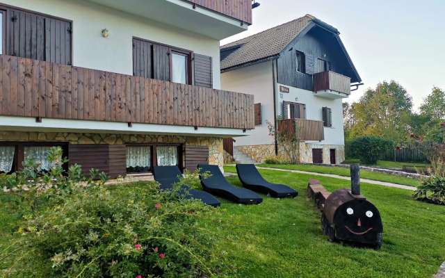 Plivica village Etno garden