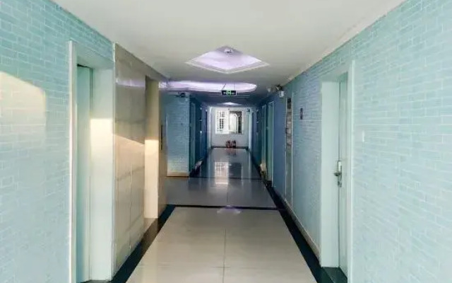 Margaret Holiday Hotel