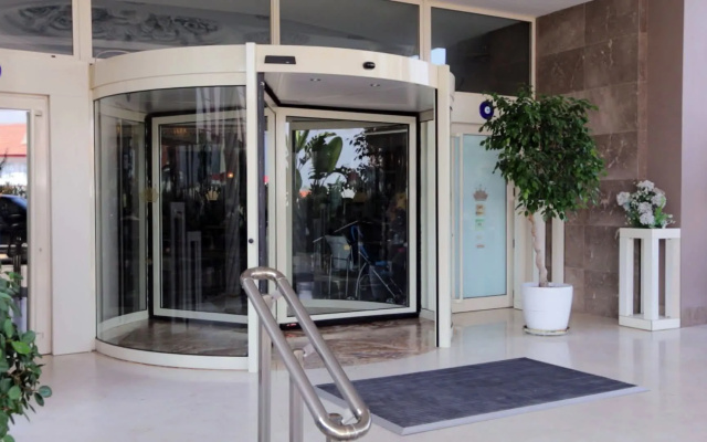Side Crown Palace Ultra All Inclusive