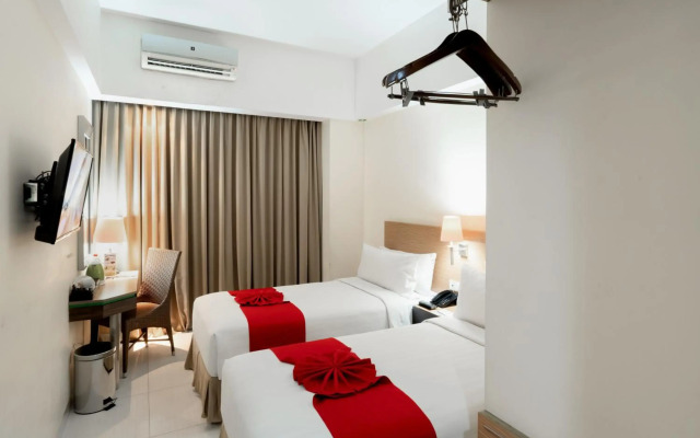 Atrium Premiere Hotel