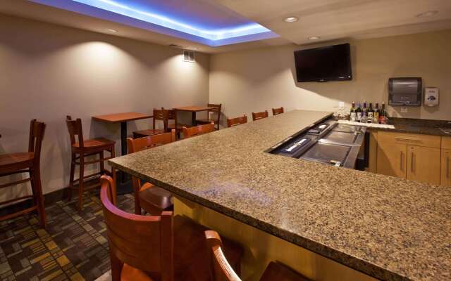AmericInn by Wyndham Fairfield