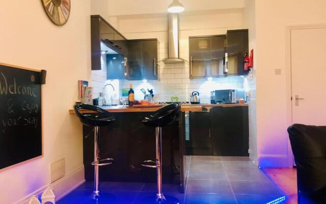 PJ's Central Ventnor Holiday Apartment