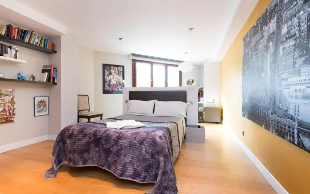 Piso moderno, céntrico y con garaje gratis