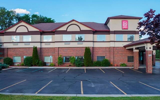 Red Roof Inn & Suites Lake Orion/ Auburn Hills
