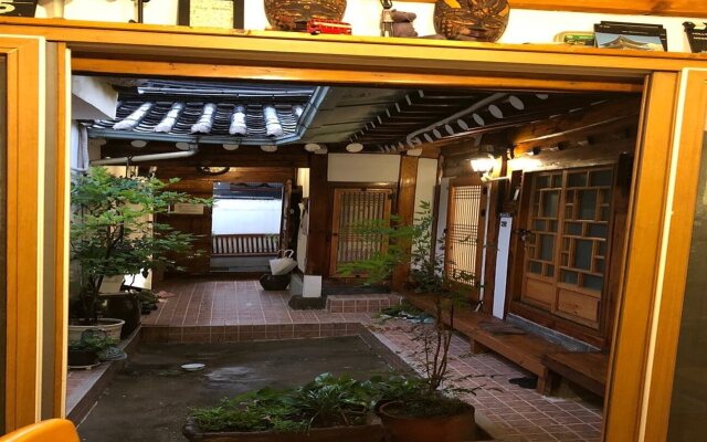 HanOK Guest House 202