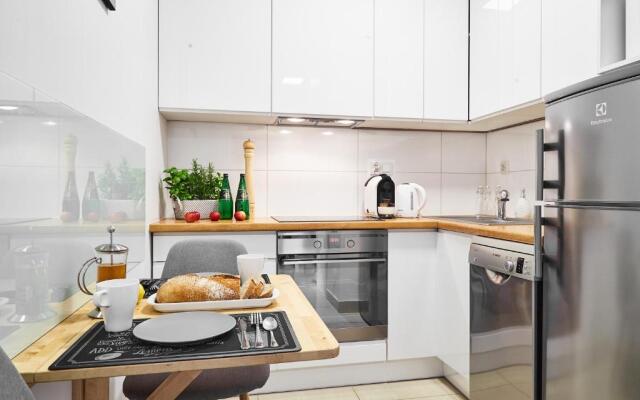 Prestige Apartaments 79