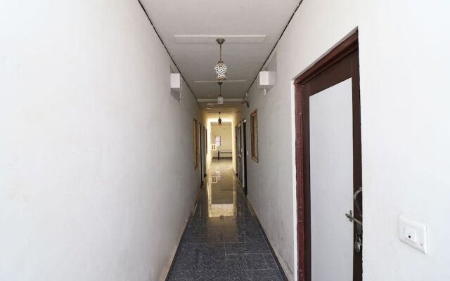 OYO 24600 Grand Harshit Resort