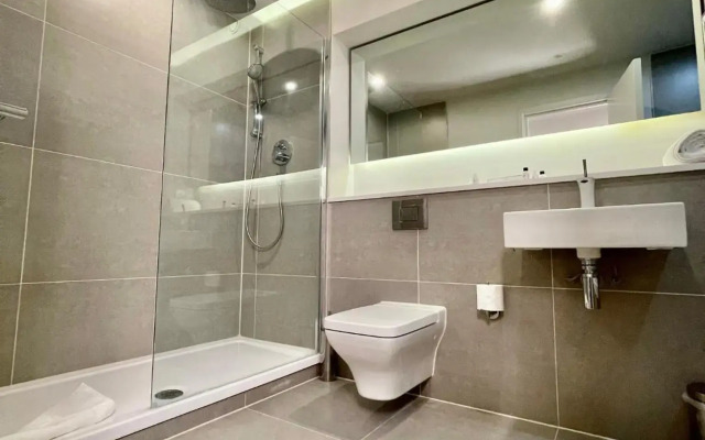 Axiom Park Hotel