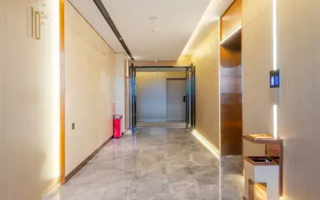 Lavande Hotel (Dongguan Shipai Town Ecological Park)