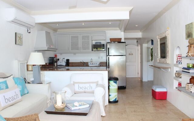 Glitter Bay Suites