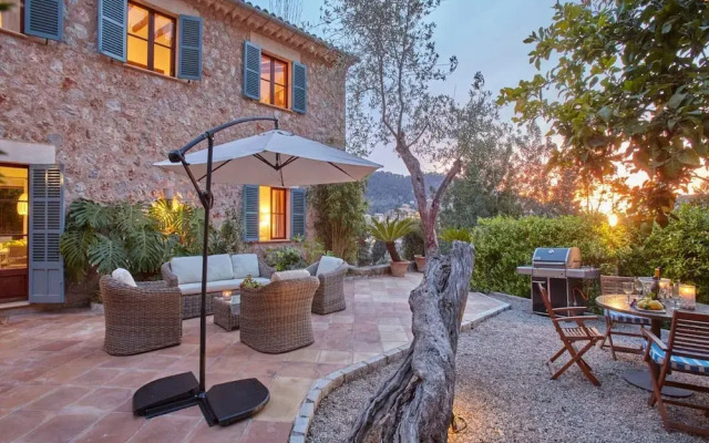 Holiday Home With Barbecue Area