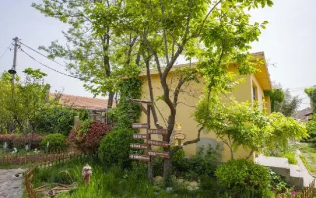 Yihaoyuan Holiday Guest Hotel