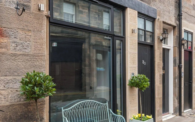 Atholl Apartments