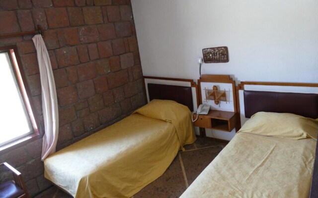 Roha Hotel