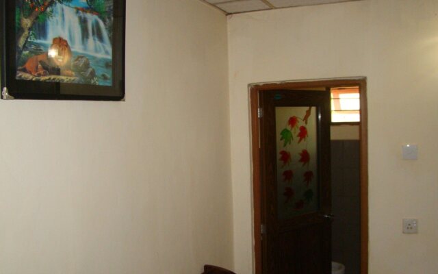 New Pawana Hotel