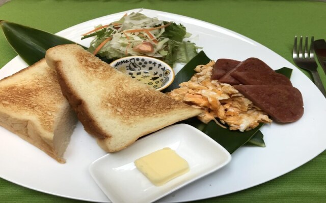 Yomitan Condhotel ND